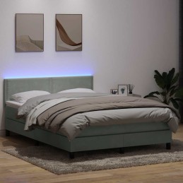 Boxspringbett mit Matratze...