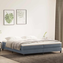 Boxspringbett mit Matratze...