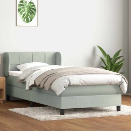 Boxspringbett mit Matratze...