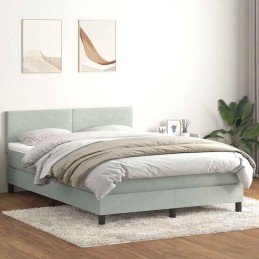 Boxspringbett mit Matratze...