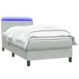Boxspringbett mit Matratze...