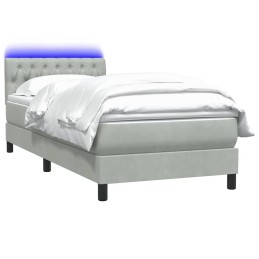 Boxspringbett mit Matratze...