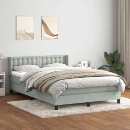 Boxspringbett mit Matratze...