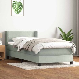 Boxspringbett mit Matratze...