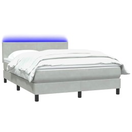 Boxspringbett mit Matratze...