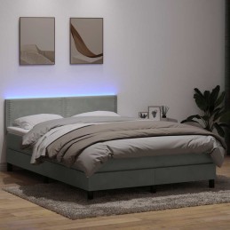 Boxspringbett mit Matratze...