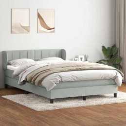 Boxspringbett mit Matratze...