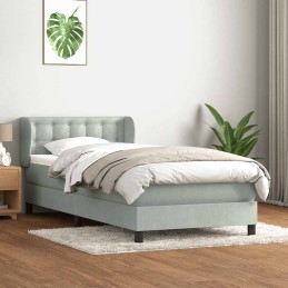 Boxspringbett mit Matratze...