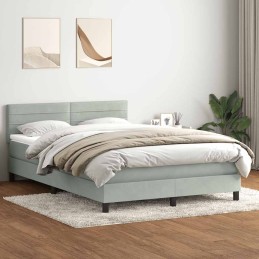 Boxspringbett mit Matratze...