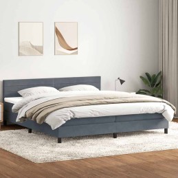 Boxspringbett mit Matratze...