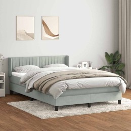 Boxspringbett mit Matratze...