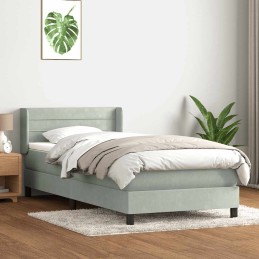 Boxspringbett mit Matratze...