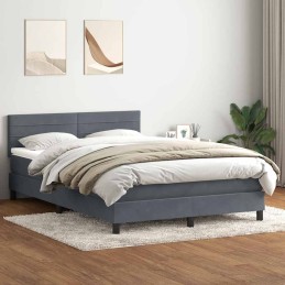 Boxspringbett mit Matratze...