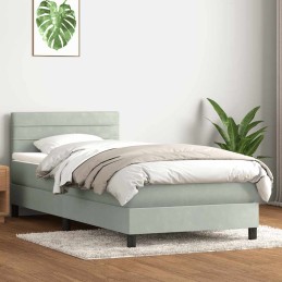 Boxspringbett mit Matratze...
