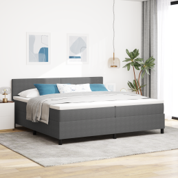 Boxspringbett mit Matratze...