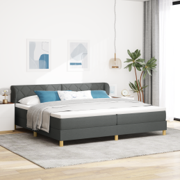 Boxspringbett mit Matratze...