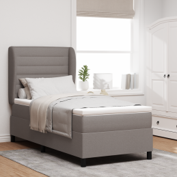 Boxspringbett mit Matratze...