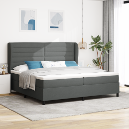 Boxspringbett mit Matratze...