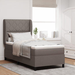 Boxspringbett mit Matratze...