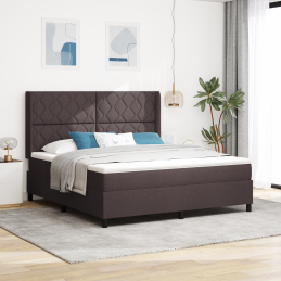 Boxspringbett mit Matratze...
