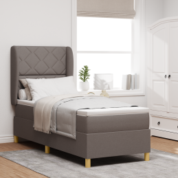 Boxspringbett mit Matratze...