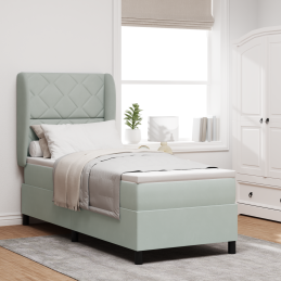 Boxspringbett mit Matratze...