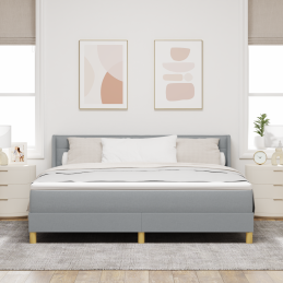Boxspringbett mit Matratze...