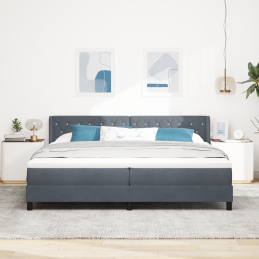 Boxspringbett mit Matratze...
