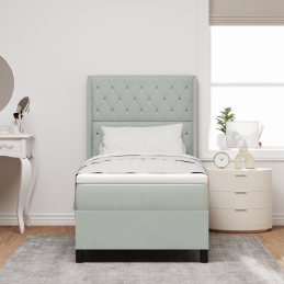 Boxspringbett mit Matratze...