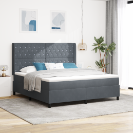 Boxspringbett mit Matratze...