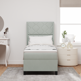 Boxspringbett mit Matratze...