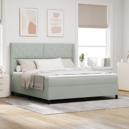 Boxspringbett mit Matratze...