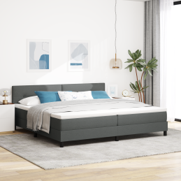 Boxspringbett mit Matratze...