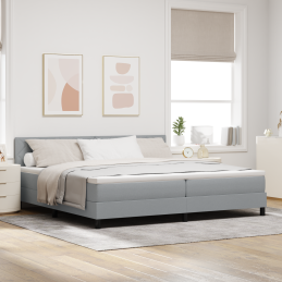 Boxspringbett mit Matratze...