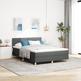 Boxspringbett mit Matratze...