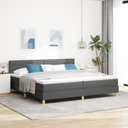 Boxspringbett mit Matratze...