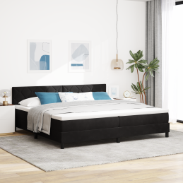 Boxspringbett mit Matratze...