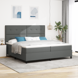 Boxspringbett mit Matratze...