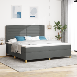 Boxspringbett mit Matratze...