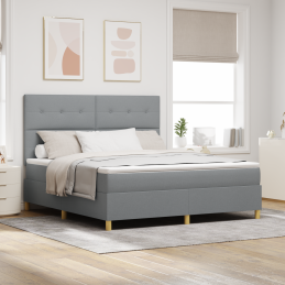 Boxspringbett mit Matratze...