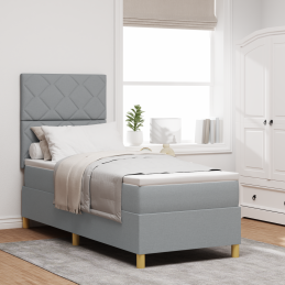 Boxspringbett mit Matratze...