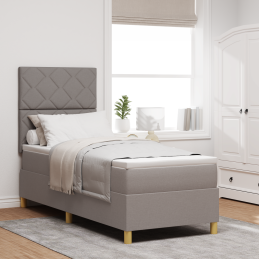 Boxspringbett mit Matratze...