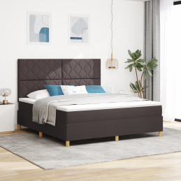 Boxspringbett mit Matratze...