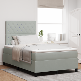 Boxspringbett mit Matratze...