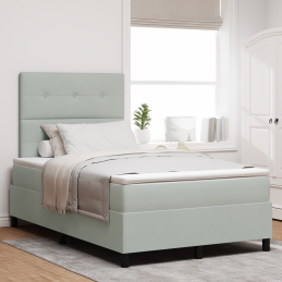 Boxspringbett mit Matratze...