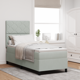 Boxspringbett mit Matratze...