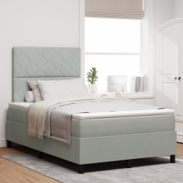 Boxspringbett mit Matratze...