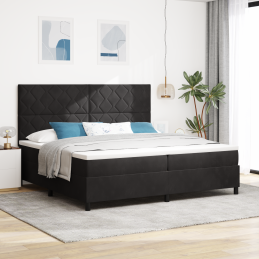 Boxspringbett mit Matratze...